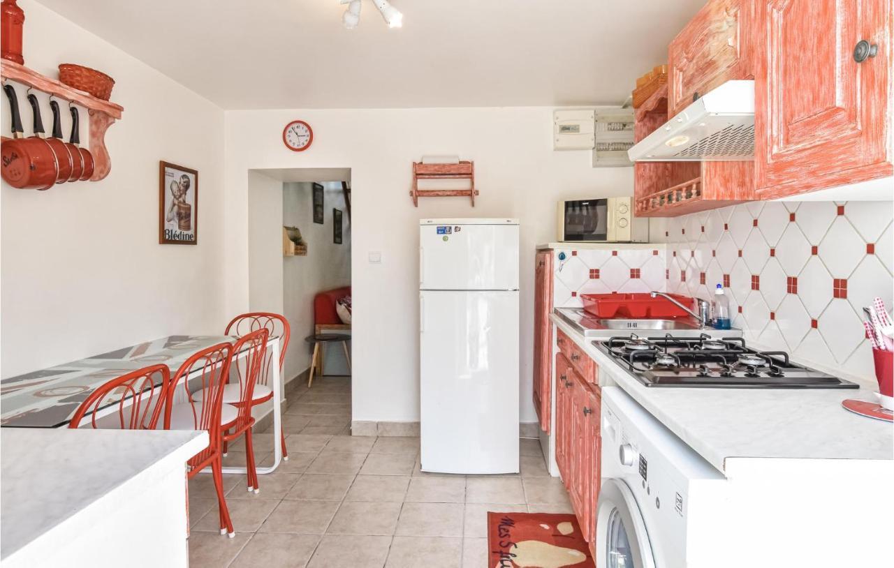 2 Bedroom Lovely Home In St Avaugourd Des Lande Saint-Avaugourd-des-Landes Exterior photo