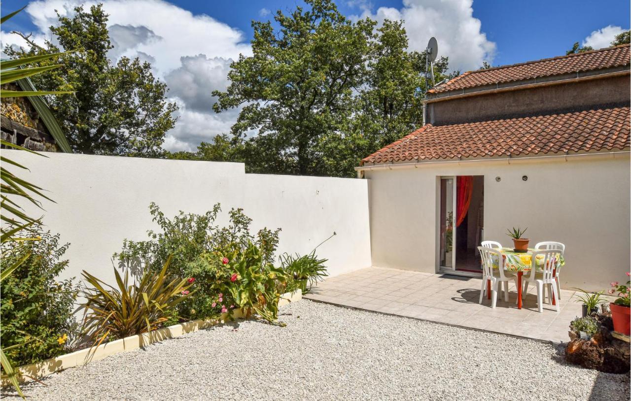 2 Bedroom Lovely Home In St Avaugourd Des Lande Saint-Avaugourd-des-Landes Exterior photo